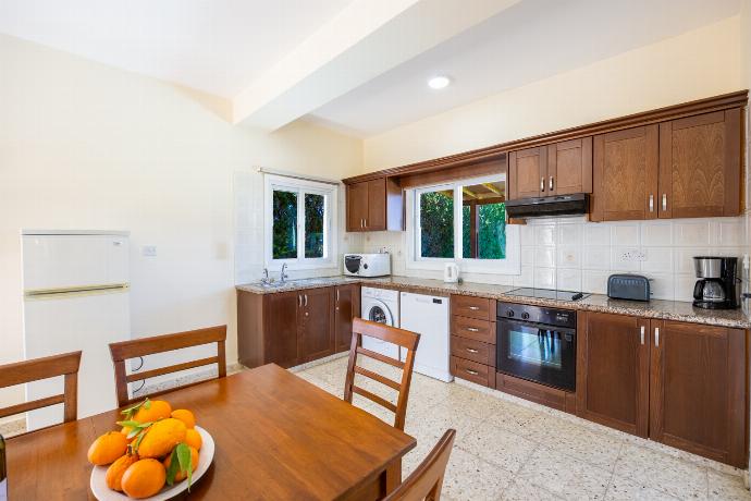  . - Villa Andreas . (Photo Gallery) }}