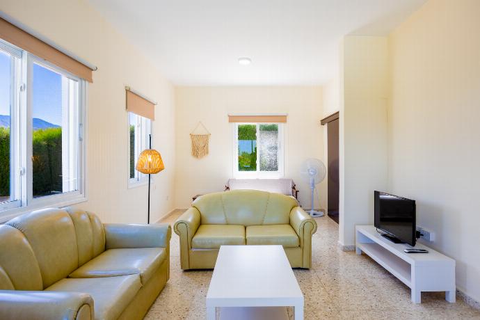 . - Villa Andreas . (Photo Gallery) }}