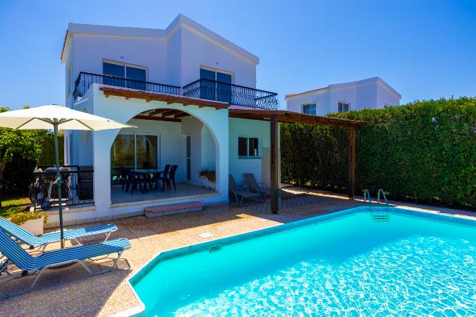  . - Villa Andreas . (Photo Gallery) }}