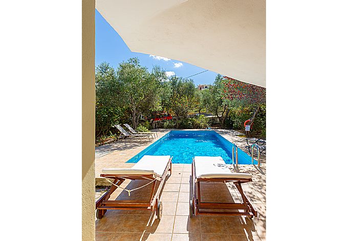 Private pool and terrace . - Villa Manolis . (Photo Gallery) }}