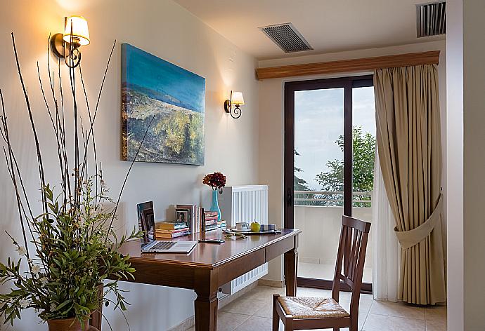 Study/Office area . - Villa Ilia . (Photo Gallery) }}