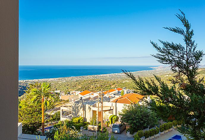 Sea views from balcony . - Villa Selini . (Fotogalerie) }}