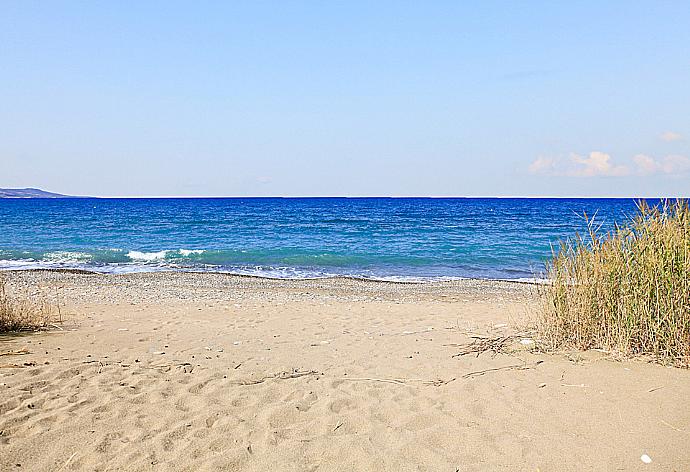 Local Beach . - Villa River View . (Photo Gallery) }}