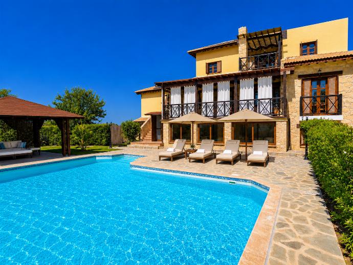 Villa River View