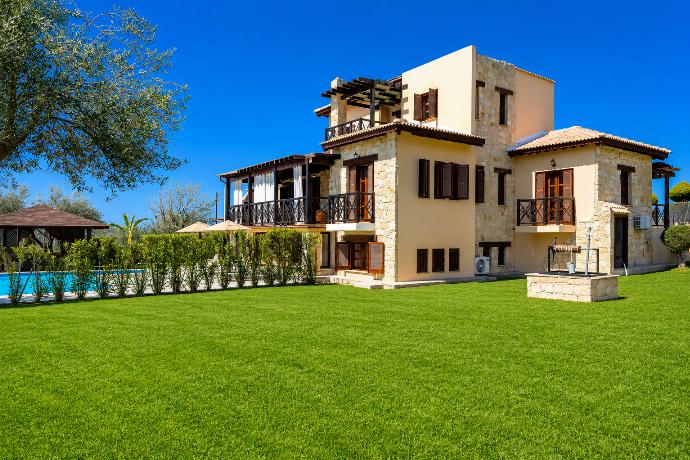 Villa River View