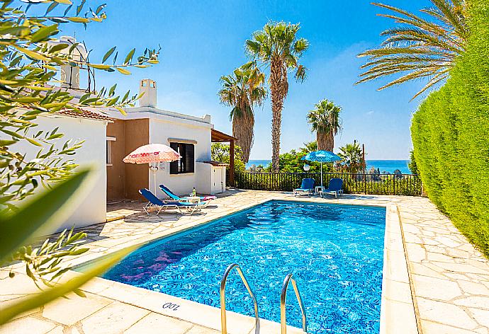 ,Beautiful villa with private pool and terrace with sea views . - Villa Lela Tria . (Galería de imágenes) }}