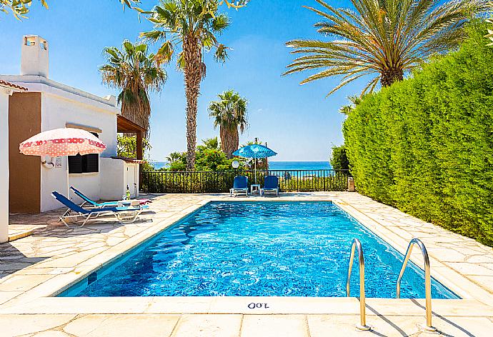 Beautiful villa with private pool and terrace with sea views . - Villa Lela Tria . (Galería de imágenes) }}