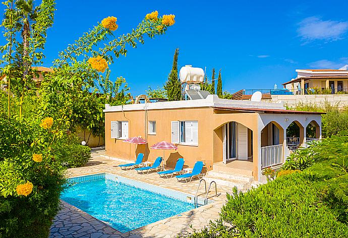 Beautiful villa with private pool and terrace . - Villa Lela Pente . (Photo Gallery) }}