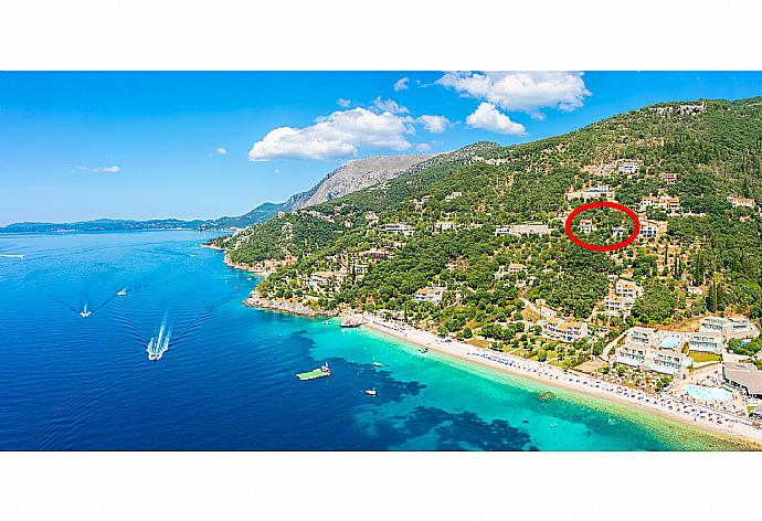 Aerial view showing location of Villa Lina . - Villa Lina . (Fotogalerie) }}