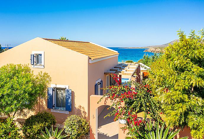 Aerial view of Maria Beach House . - Maria Beach House . (Galería de imágenes) }}