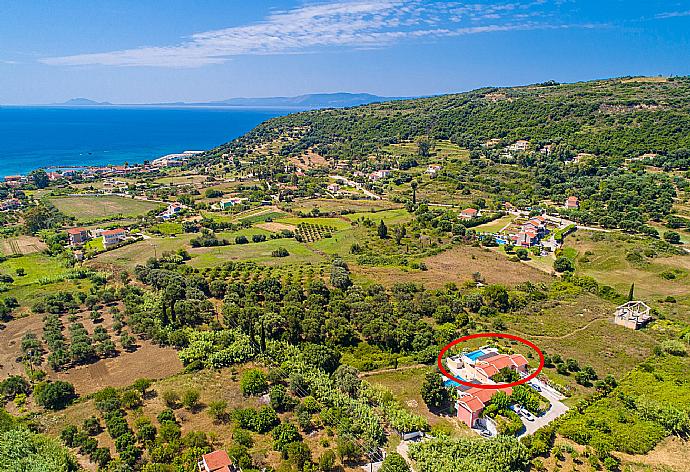 Aerial view showing location of Villa Peach . - Villa Peach . (Photo Gallery) }}