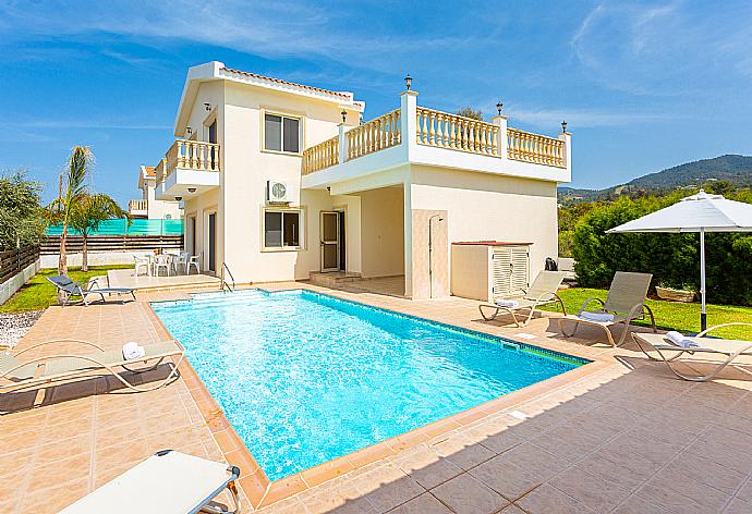 Beautiful villa with private pool and terrace . - Villa Rose . (Photo Gallery) }}