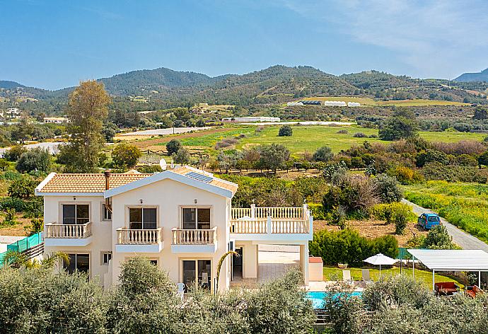 Aerial view of Villa Rose . - Villa Rose . (Galería de imágenes) }}