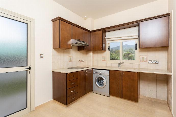 Second kitchen . - Villa Rose . (Fotogalerie) }}