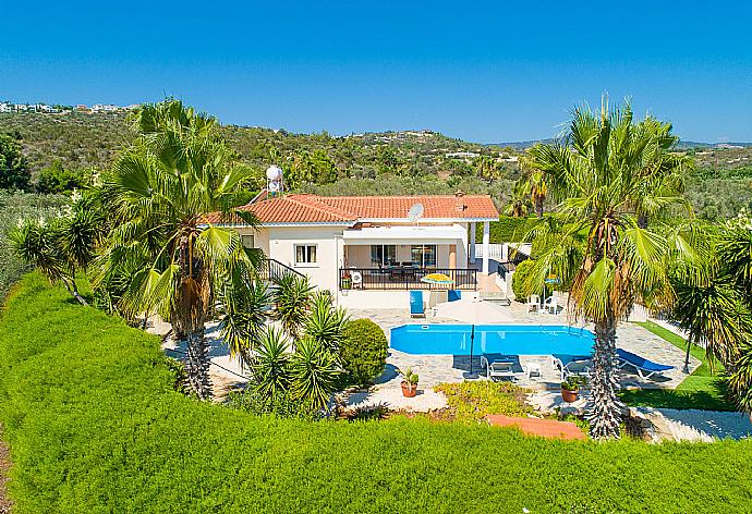 Aerial view of Villa Chrystalla  . - Villa Chrystalla . (Galleria fotografica) }}