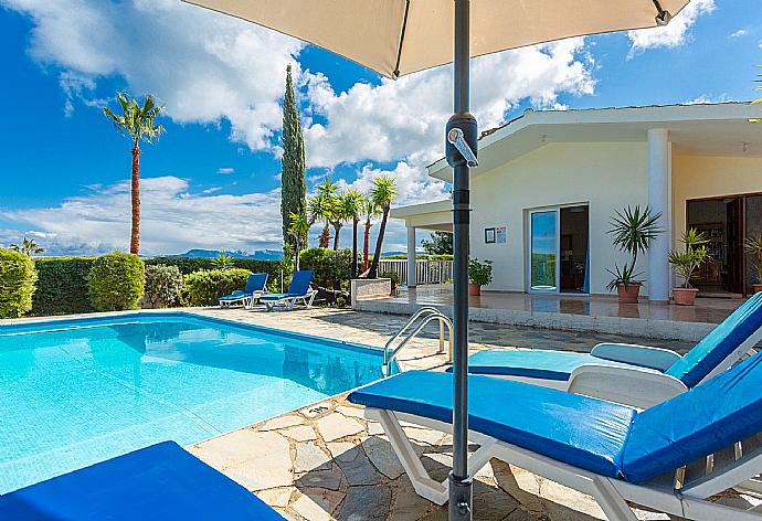 Beautiful villa with private pool and terrace . - Villa Christia Maris . (Galleria fotografica) }}