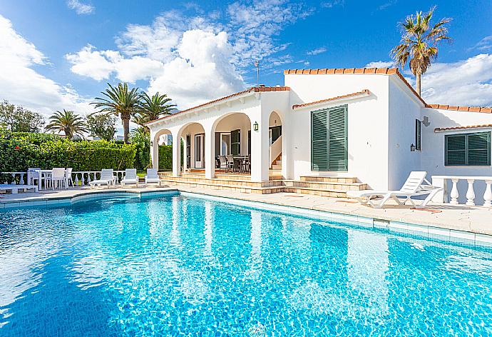 Beautiful villa with private pool and terrace . - Villa Caprice . (Galería de imágenes) }}