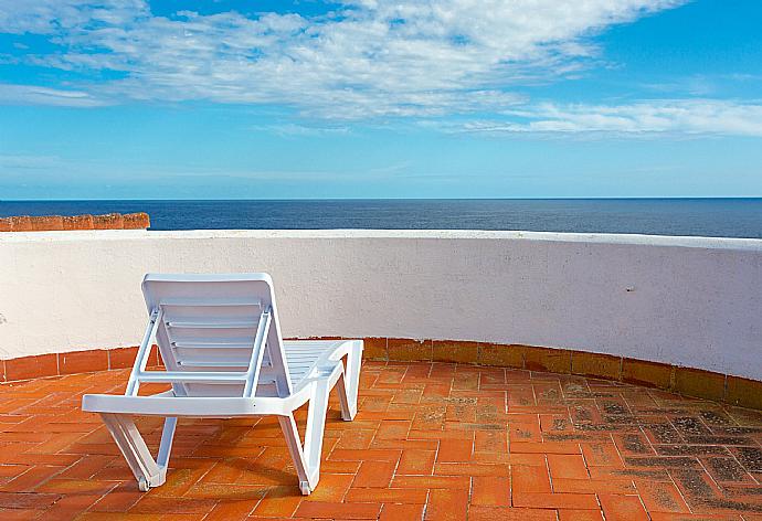 Roof terrace with panoramic sea views . - Villa Caprice . (Photo Gallery) }}