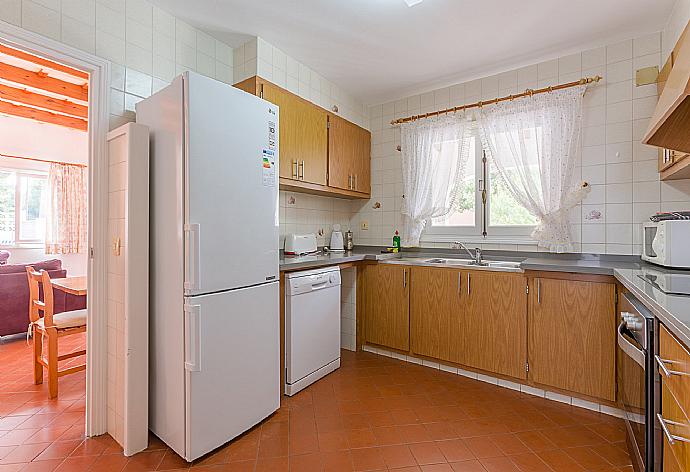 Equipped kitchen . - Villa Trepuco Uno . (Fotogalerie) }}