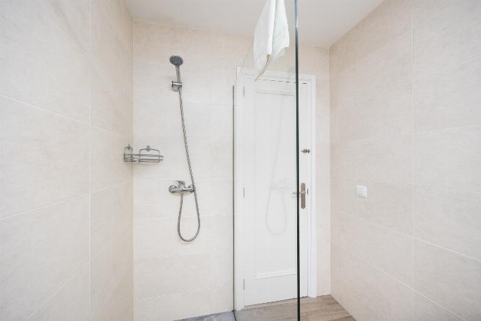 Beautiful villa with Private Pool and Terrace . - Villa Trepuco Uno . (Photo Gallery) }}