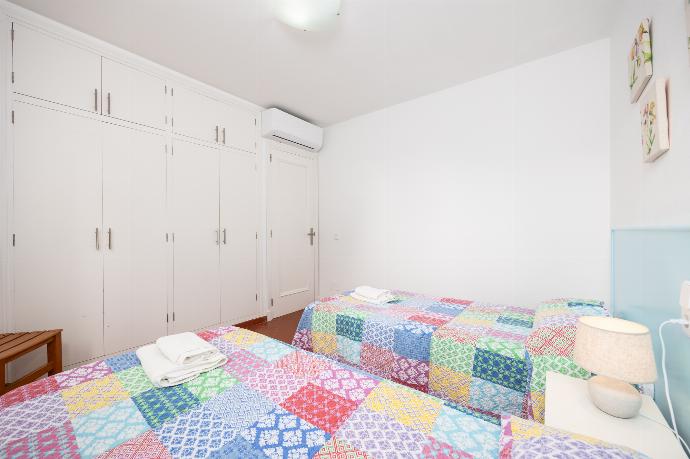 Twin bedroom with A/C . - Villa Trepuco Dos . (Photo Gallery) }}