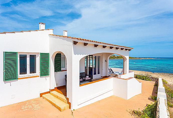 Beautiful seafront villa with private terraces and panoramic sea views . - Voramar Waterfront . (Galería de imágenes) }}