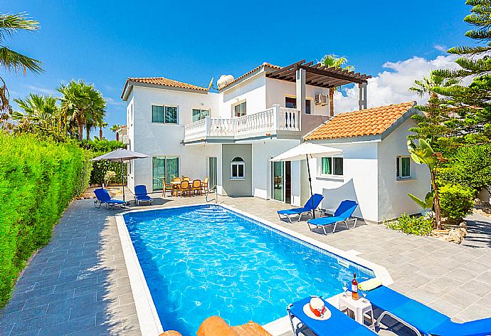 Beautiful villa with private pool and terrace . - Villa Zenon . (Galería de imágenes) }}