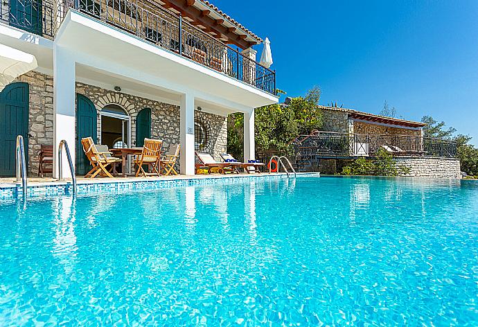 Beautiful villa with private infinity pool and terrace  . - House On The Rocks . (Fotogalerie) }}