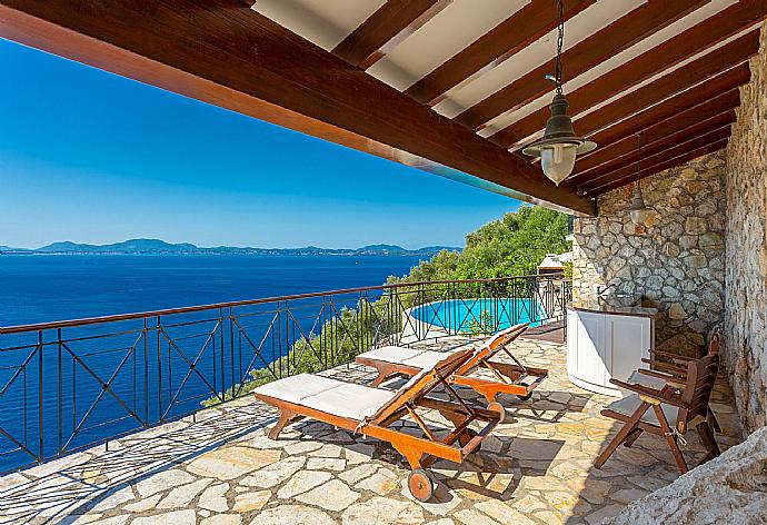 Private terrace with panoramic sea views . - House On The Rocks . (Fotogalerie) }}