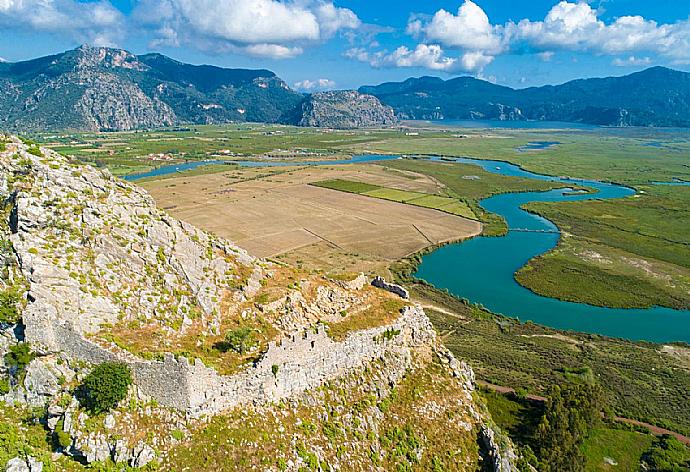 Ancient Kaunos . - Villa Bercu Paradise . (Galerie de photos) }}