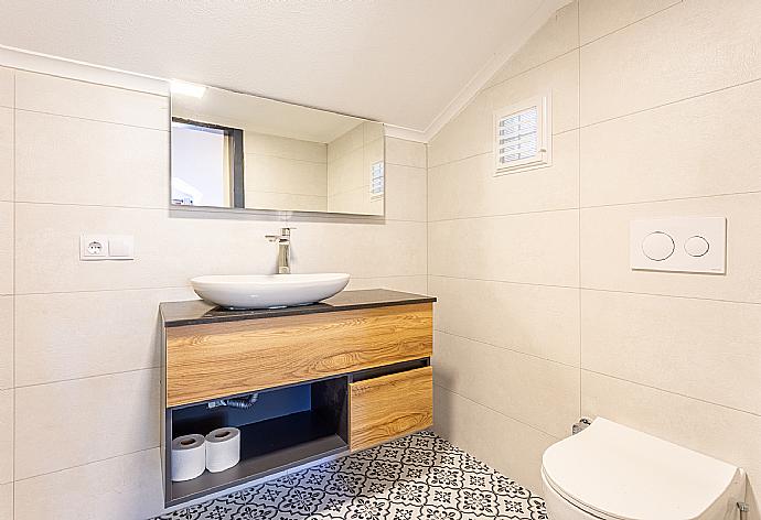 En suite bathroom with shower . - Villa Canan Paradise . (Photo Gallery) }}
