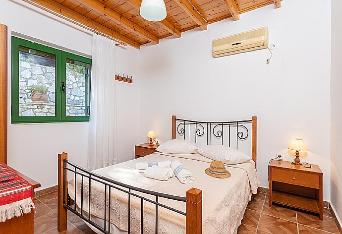 Double bedroom with A/C . - Villa Martha . (Photo Gallery) }}