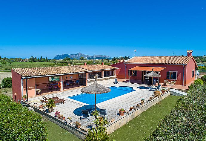 ,Beautiful villa with private pool and terrace . - Villa Gosp Torres . (Galerie de photos) }}