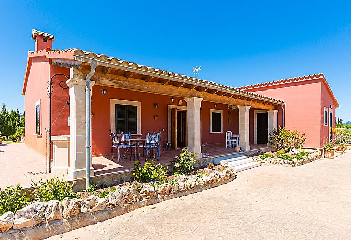 Front terrace area . - Villa Gosp Torres . (Photo Gallery) }}