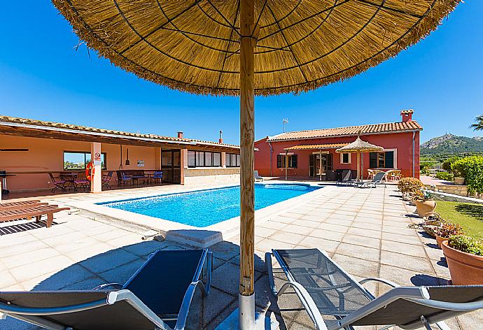 Private pool and terrace area . - Villa Gosp Torres . (Fotogalerie) }}