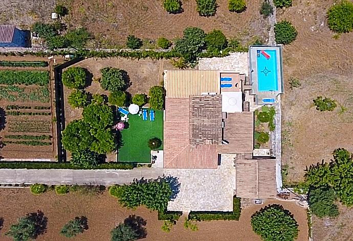 Aerial view  . - Villa Esperanza . (Галерея фотографий) }}