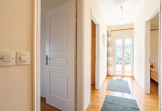 Hallway . - Villa Vasso . (Photo Gallery) }}