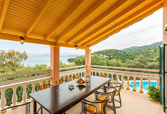 Terrace with sea views . - Villa Thespina . (Γκαλερί Φωτογραφιών) }}