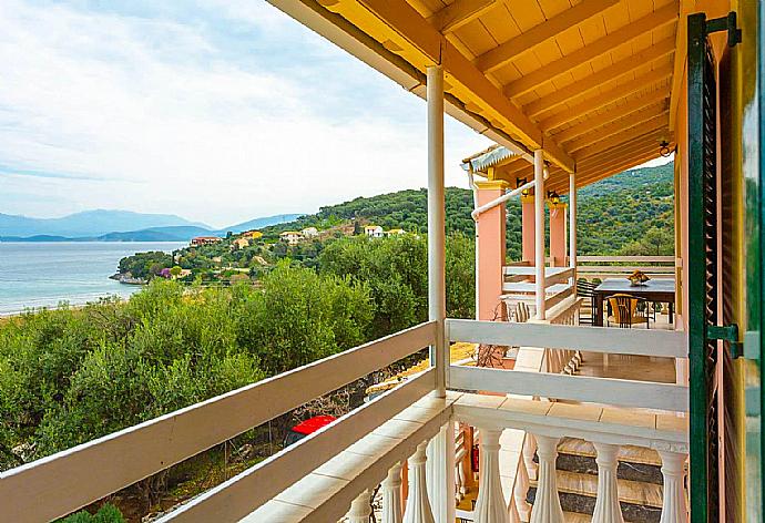 Balcony with sea views . - Villa Thespina . (Galería de imágenes) }}