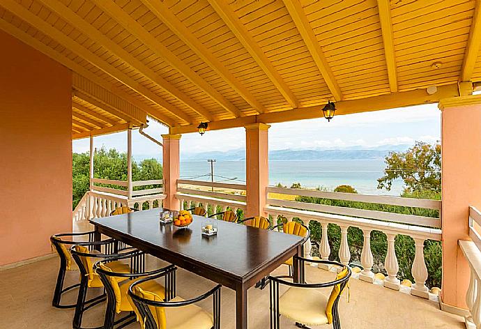 Terrace area with sea views . - Villa Thespina . (Галерея фотографий) }}