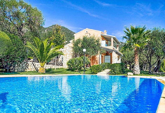 ,Beautiful villa with private pool and terrace . - Villa Malama . (Галерея фотографий) }}