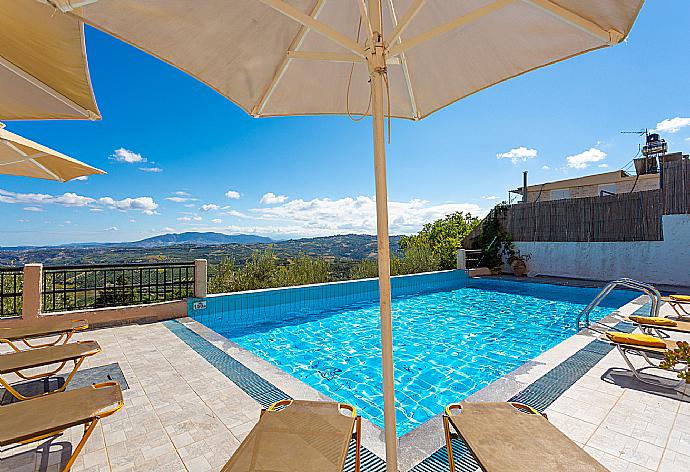 Private infinity pool and terrace with panoramic sea and countryside views . - Villa Zeus . (Photo Gallery) }}