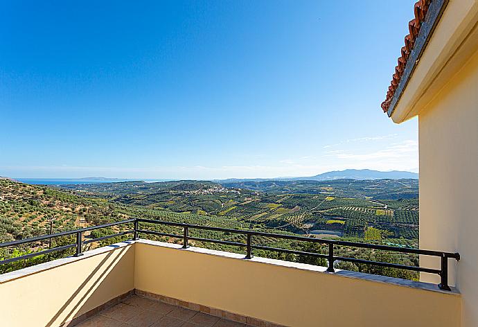 Balcony with panoramic sea and countryside views . - Villa Zeus . (Photo Gallery) }}