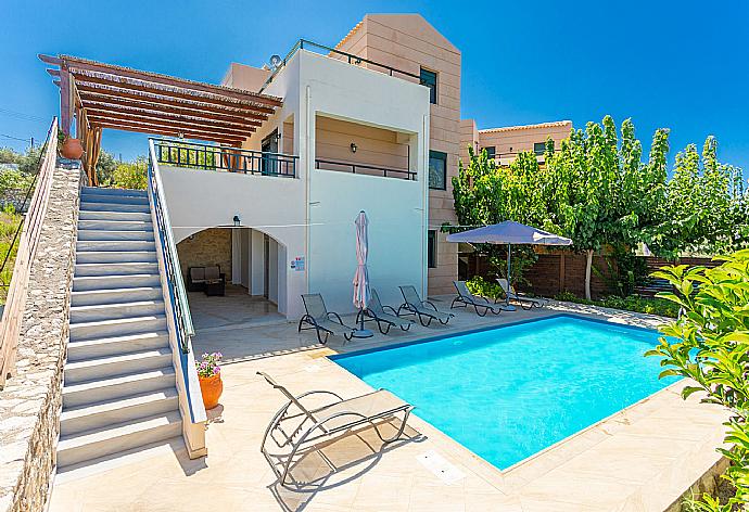 ,Beautiful villa with private pool and terrace . - Villa Gerani Panorama . (Galería de imágenes) }}