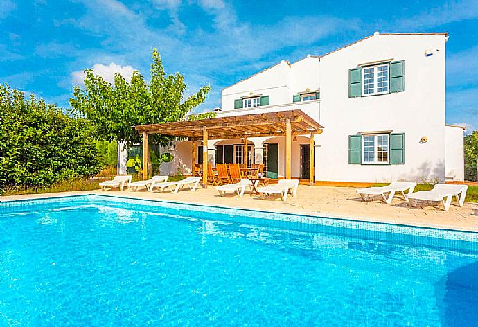 ,Beautiful villa with private pool and terrace . - Villa Biniparrell . (Galería de imágenes) }}