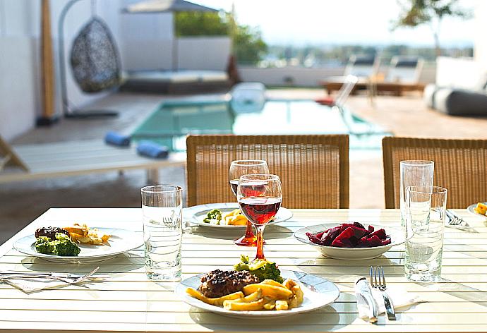 Terrace area . - Villa Thetis . (Fotogalerie) }}