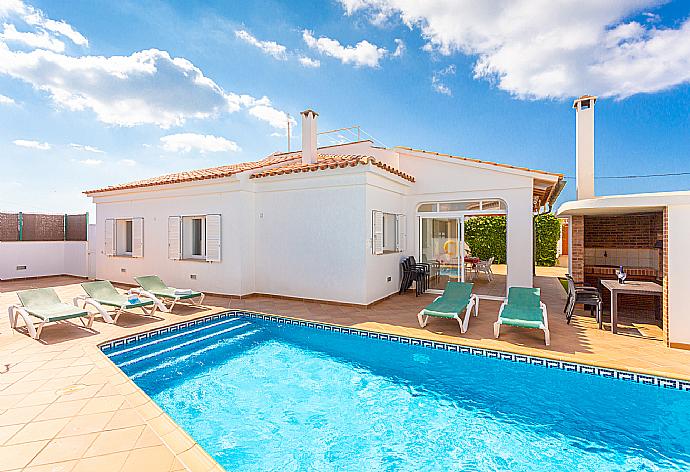 ,Beautiful villa with private pool and terrace . - Villa Evelyn . (Galería de imágenes) }}