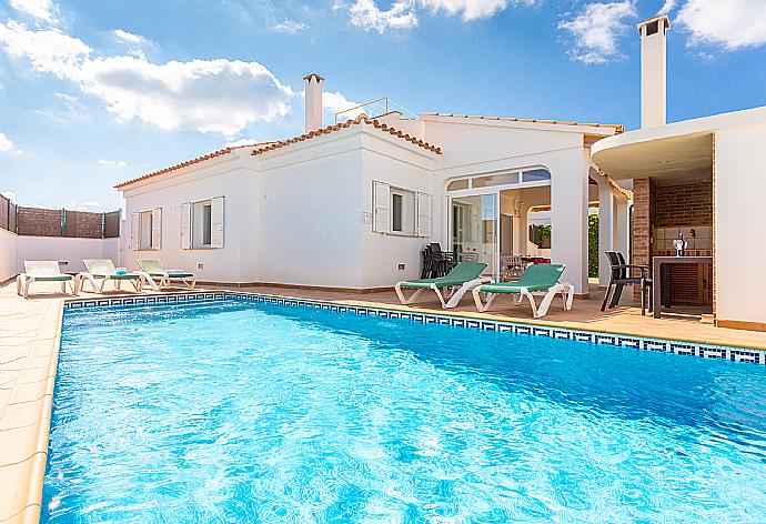 Beautiful villa with private pool and terrace . - Villa Evelyn . (Galería de imágenes) }}