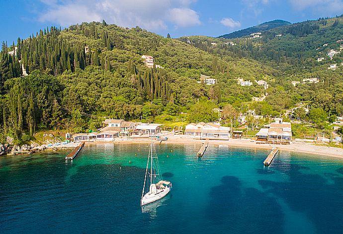 Agni Bay . - The Olive Press - Agni Bay . (Fotogalerie) }}