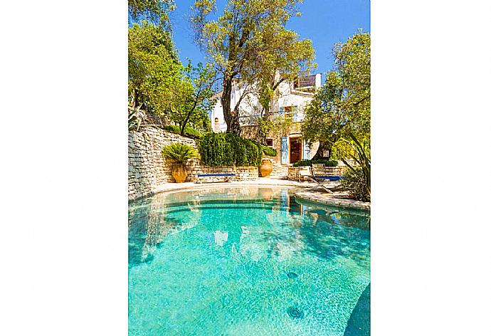 Private infinity pool and terrace . - The Olive Press - Agni Bay . (Fotogalerie) }}